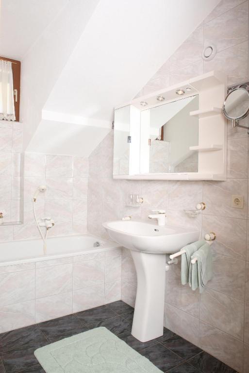 Gaestehaus Ortner Liesing Szoba fotó